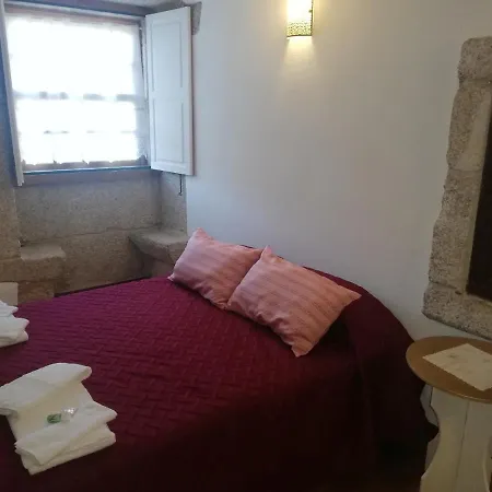 Bed and breakfast Historic Village Near Serra Da Estrela Dama Sortelha