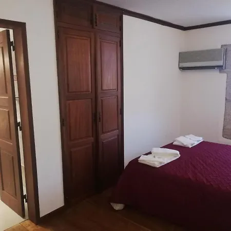 Historic Village Near Serra Da Estrela Dama Bed and breakfast